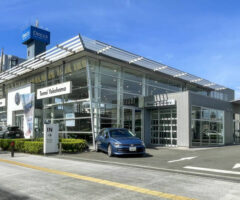 手動運転装置付レンタカーをVolkswagen東名横浜へ＜損保代車＞