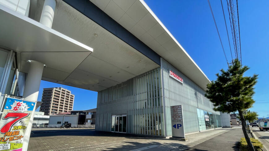 【本日の配車日記(11/20)】車いす仕様車（スロープタイプ）を石川ダイハツ 金沢駅西店様へ＜損保代車＞