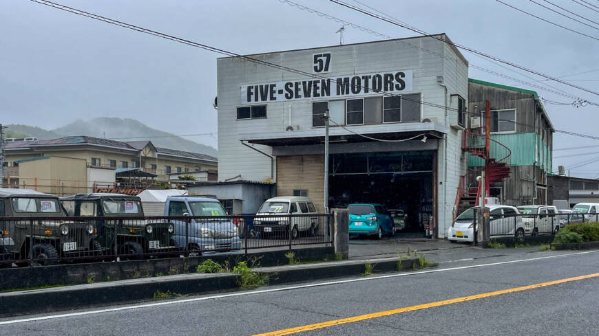 左アクセル付レンタカーをファイブセブンモータース様へ＜損保代車＞